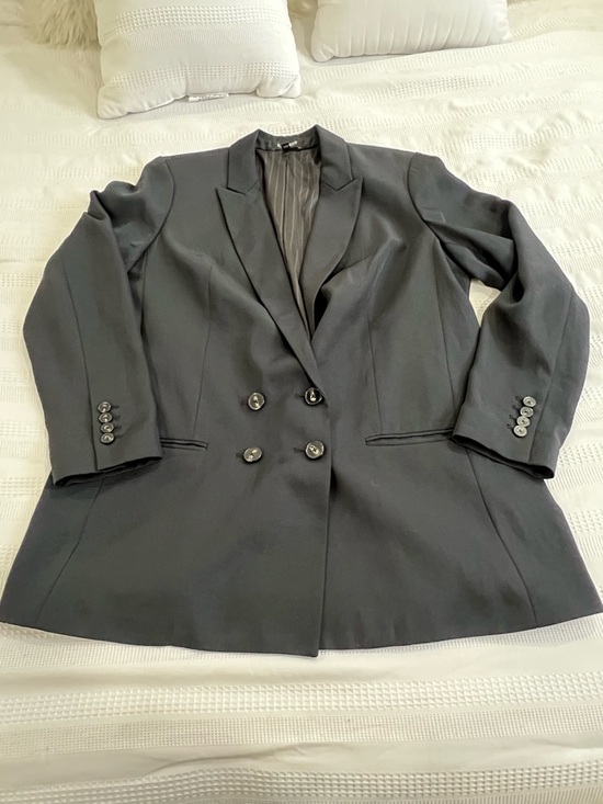 Express Jackets & Blazers - EXPRESS Women's Double-Breasted Black Blazer Jacket